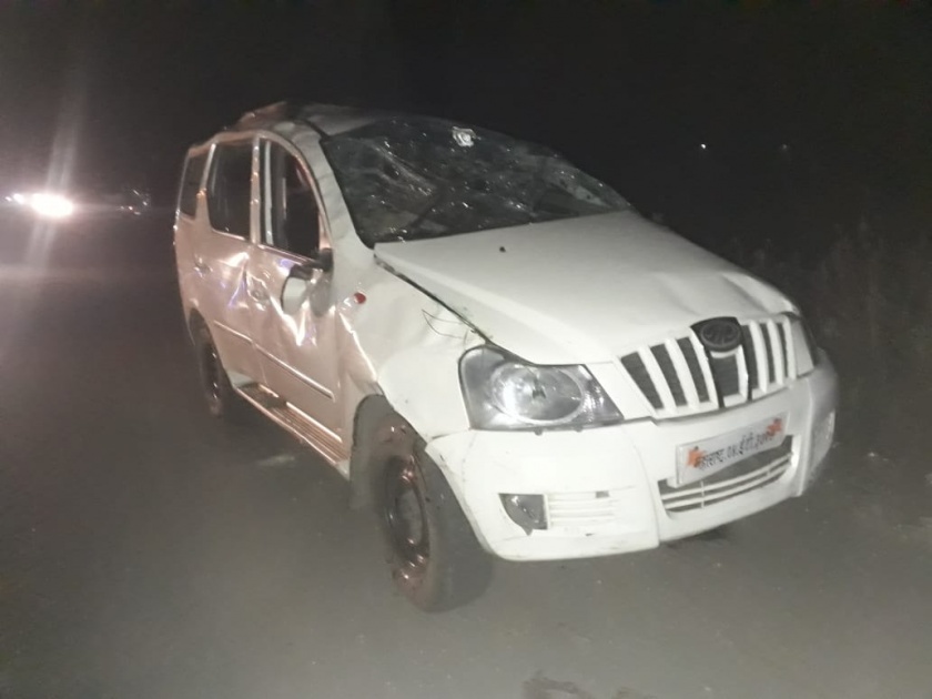 Uddhav Thackeray's sister-in-law injured in car accident; Fell down from the bridge in Nashik | Breaking: नाशिक येथील कार अपघातात तीन जण जखमी तर एक ठार झाल्याची शक्यता