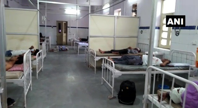 CoronaVirus Marathi News guna 8 labours died 50 injured accident SSS | CoronaVirus News : त्यांचा तो प्रवास ठरला अखेरचा! गावाकडे निघालेल्या 8 मजुरांचा मृत्यू, 50 जण जखमी