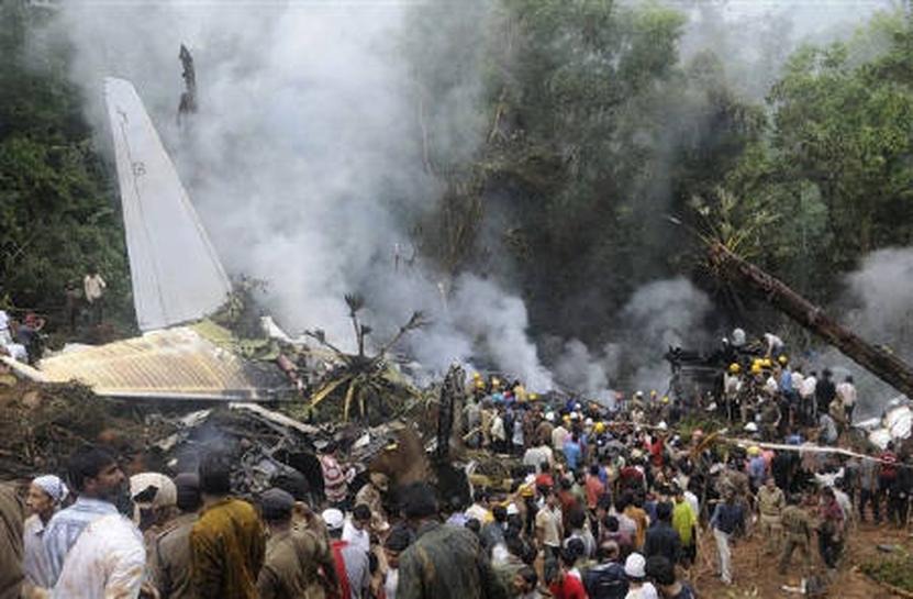 Air India Plane Crash major airplane crashes in india | Air India Plane Crash : 'हे' आहेत भारतातील आतापर्यंतचे मोठे विमान अपघात, महाराष्ट्रानेही अनुभवलीय दाहकता