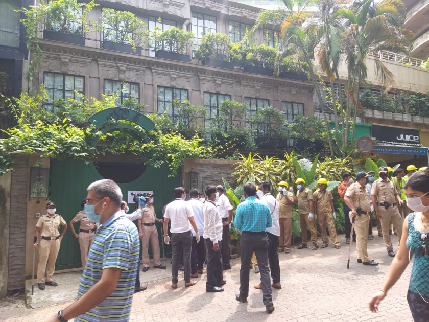 Action taken to demolish unauthorized building in Kangana Ranaut's office | कंगनाला मुंबई महानगरपालिकेचा दणका; कार्यालयातील अनधिकृत बांधकाम तोडण्याच्या कारवाईस सुरुवात