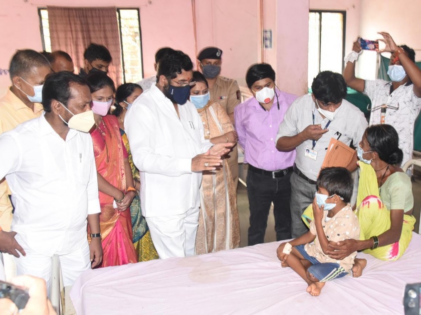 One died due to lightning, while 25 injured from Shahapur were admitted to Sub-District Hospital for treatment | वीज पडून भाईंदरला एकाचा मृत्यू, तर शहापूरचे २५ जखमीं उपजिल्हा रुग्णालयात उपचारार्थ दाखल  