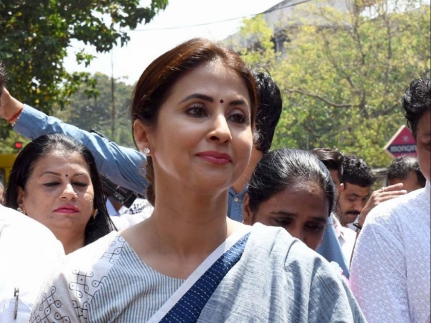 Urmila Matondkar denied the news that she will join Shiv Sena | शिवसेना प्रवेशाच्या चर्चेवर उर्मिला मातोंडकर यांनी दिले स्पष्टीकरण, म्हणाल्या...