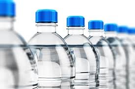 Illegal trade of bottled water in the state, endangering the health of citizens | राज्यात बाटलीबंद पाण्याचा बेकायदा धंदा, नागरिकांचे आरोग्य धोक्यात