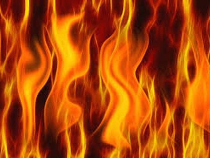 Crime News son in law set home wife in fire at kanpur | भयंकर! पत्नी नांदायला येत नाही म्हणून संतापलेल्या पतीने घराला लावली आग, 7 जण होरपळले
