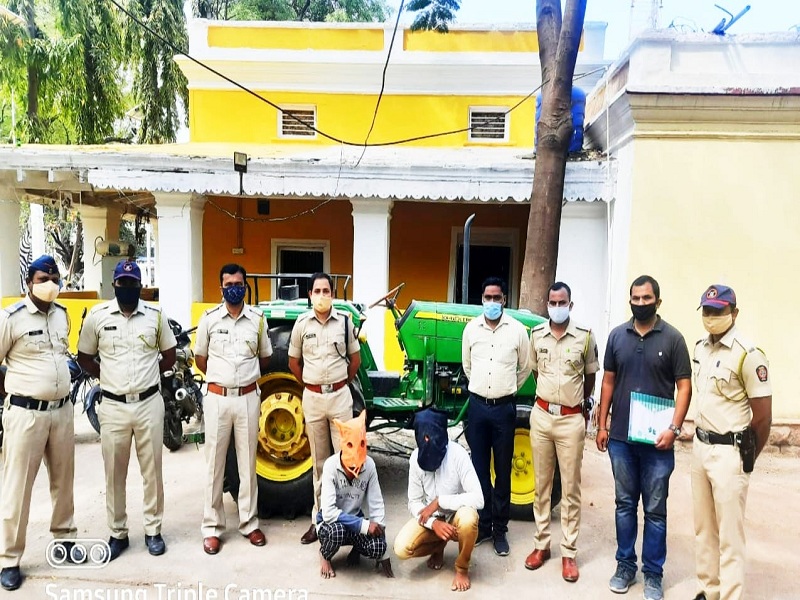 Pulsar gangs two arrested in Paithan | रस्त्यात अडवून लुटणाऱ्या पल्सर गँगचे दोघे अटकेत