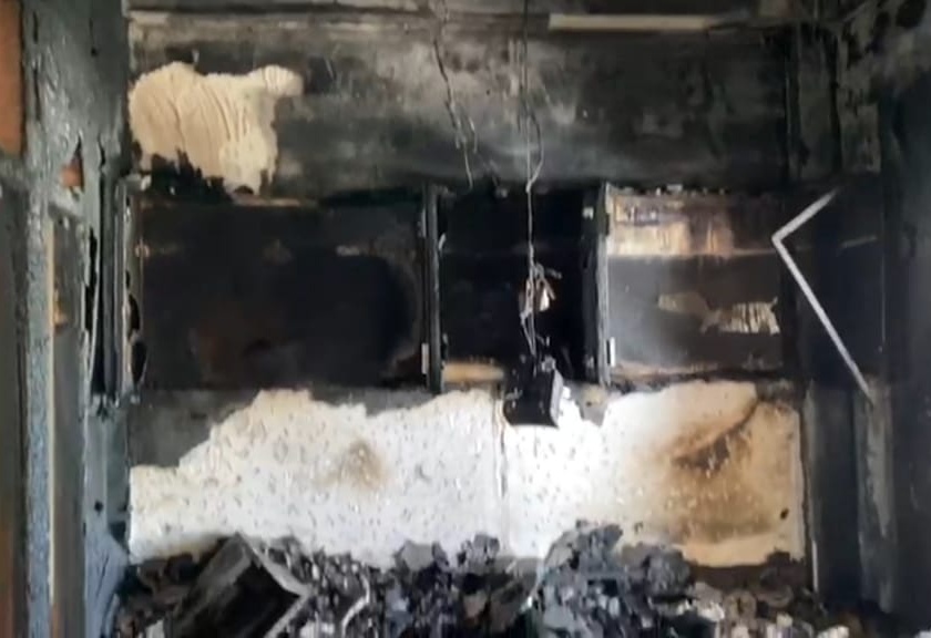 Builders' office in Nashik catches fire | नाशकात बिल्डर्सच्या कार्यालयाला भीषण आग, शॉर्टसर्किट झाल्याची शक्यता 
