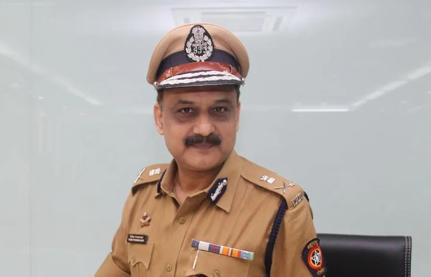 Promotion of three officers including Thane Police Commissioner Vivek Phansalkar | ठाण्याचे पोलिस आयुक्त विवेक फणसळकर यांच्यासह तीन अधिकाऱ्यांची पदोन्नती 
