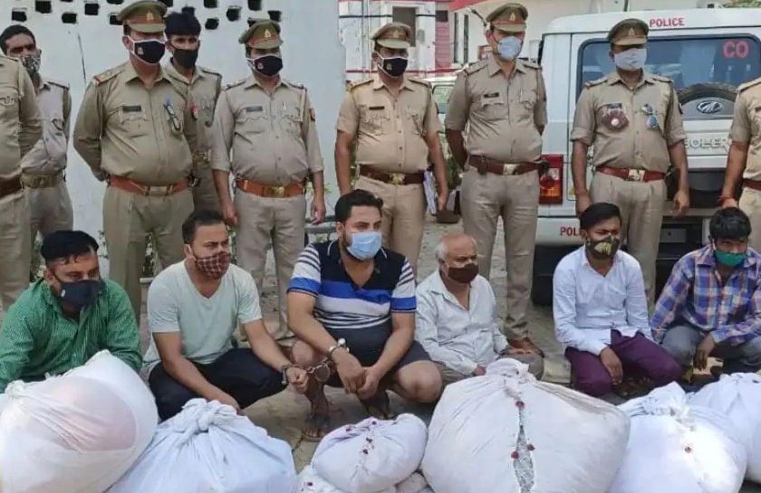 The theft of clothes from the dead bodies was caught; He has been committing acts of disgrace to humanity for the last 10 years | मृतदेहांवरील कापडांची चोरी पकडली गेली; १० वर्षांपासून करत होते मानवतेला काळिमा फासणारे कृत्य 