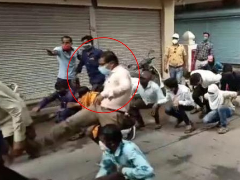 Depalpur tahasildar bajrang bahadur beaten by corona Patient and his son in Indore | विनाकारण फिरणाऱ्यांना बेडूक बनवून लाथ मारलेली; कोरोनाबाधिताकडून 'त्या' तहसीलदाराला मारहाण