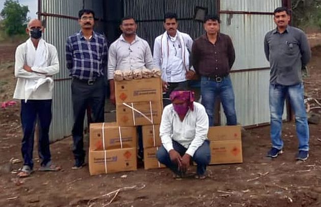 Thirteen hundred gelatin sticks seized; ATS arrests one in Ghota | तेराशे जिलेटिनच्या कांड्या जप्त; एटीएसने घोटा येथे कारवाई करत एकाला केली अटक  