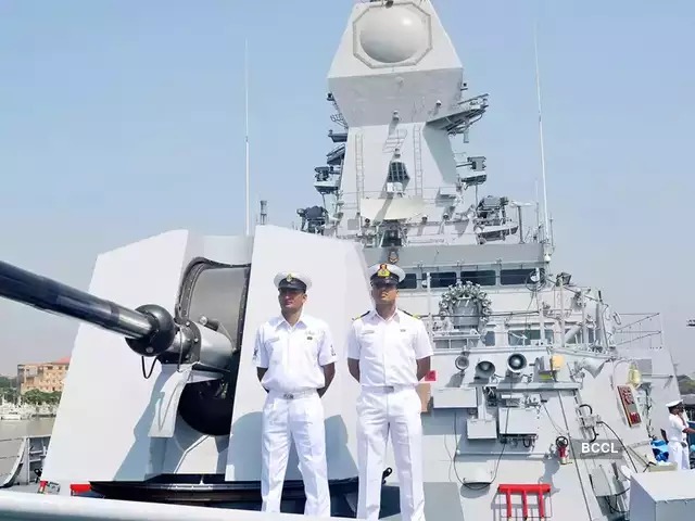 Indian Navy Recruitment 2021: Recruitment for SSC Officers in Indian Navy, Salary Over Rs. 1 Lakh | भारतीय नौदलात नोकरीची सुवर्णसंधी, SSC अधिकाऱ्यांच्या पदांसाठी भरती, १ लाखापेक्षा अधिक पगार 