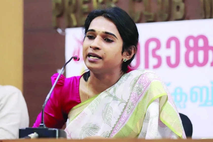 The body of first transgender RJ, Assembly candidate Ananya Kumari was found at her residence | पहिली ट्रान्सजेंडर RJ, विधानसभा निवडणुक लढवलेल्या अनन्या कुमारीचा राहत्या घरी आढळला मृतदेह