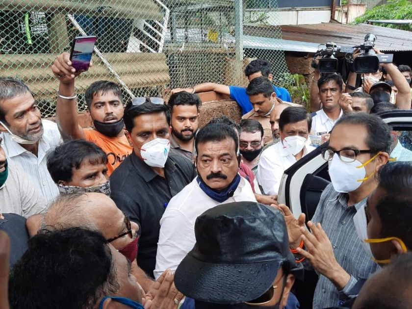 Chiplun Flood : CM Uddhav Thackeray visit Chiplun, Bhaskar Jadhav aggressive | "हे बघा आमदार खासदार पाच महिन्याचा पगार देतील...", मुख्यमंत्र्यांच्या दौऱ्यात भास्कर जाधवांचा तिळपापड