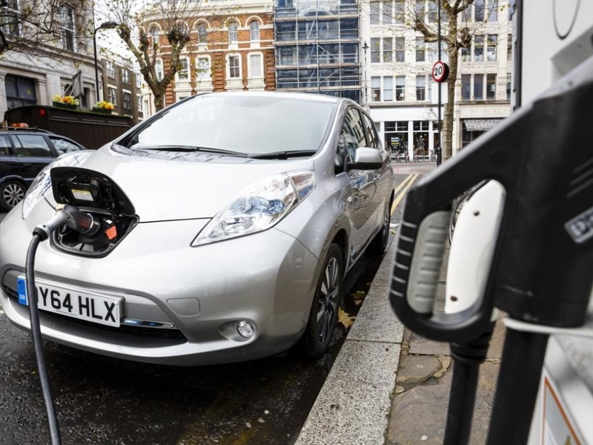 Are electric vehicles really eco-friendly? | electric vehicles: इलेक्ट्रिक वाहने खरेच इको-फ्रेंडली असतात? नेमकं वास्तव काय