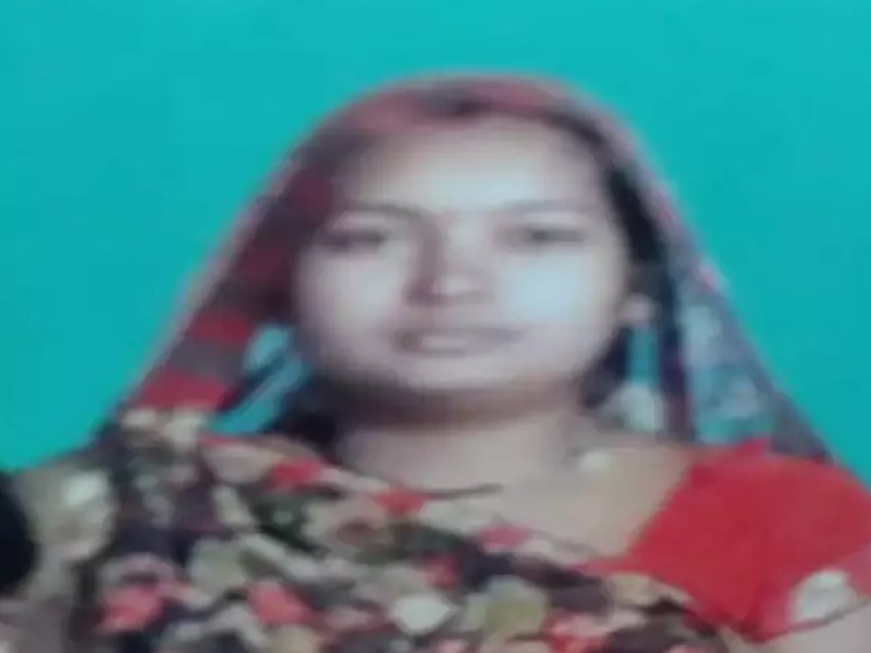 Angry brother in law killed sister in lawfor talking on mobile in jabalpur | वहिनीला दिराने फोनवर बोलताना पाहिले अन् रागाच्या भरात घेतला जीव   