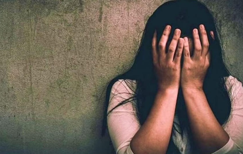 Crime News delhi rape 8 year old girl accused watching porn video movie arrest time | संतापजनक! मंदिरात दर्शनासाठी गेलेल्या 8 वर्षीय मुलीवर बलात्कार; परिसरात खळबळ