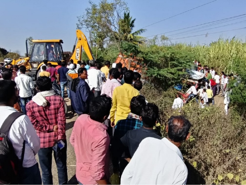 The driver of the truck sped off under the influence of alcohol; After some time, the cleaner lost his life in an accident | चालकाने मद्यपान करून ट्रक भरधाव पळवला; काही वेळाने अपघात होऊन क्लीनरने जीव गमावला