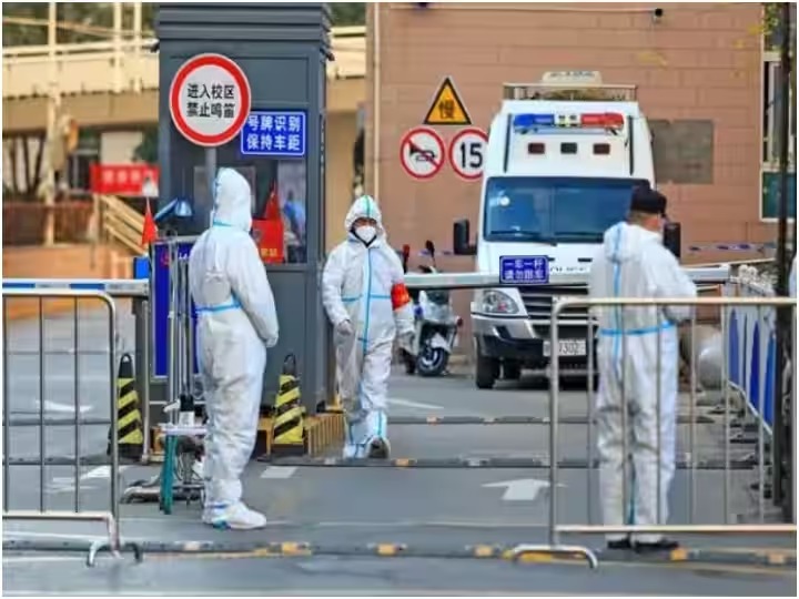 china may impose lockdown in xi an city after rise in common flu cases | चीनमध्ये लॉकडाऊनची तयारी; कोरोनानंतर आता 'या' आजाराचा हाहाकार, औषधांचा तुटवडा