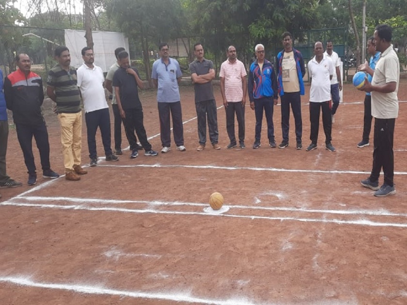 Training of sports teachers for modern sports system in Latur | लातुरात आधुनिक खेळ पद्धतीसाठी क्रीडा शिक्षकांना प्रशिक्षण
