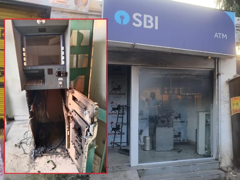 38 lakh rupees looted by breaking two ATMs on the highway; Incident in Chhatrapati Sambhajinagar district | महामार्गावरील दोन एटीएम फोडून ३८ लाख रुपये लंपास; छत्रपती संभाजीनगर जिल्ह्यातील घटना