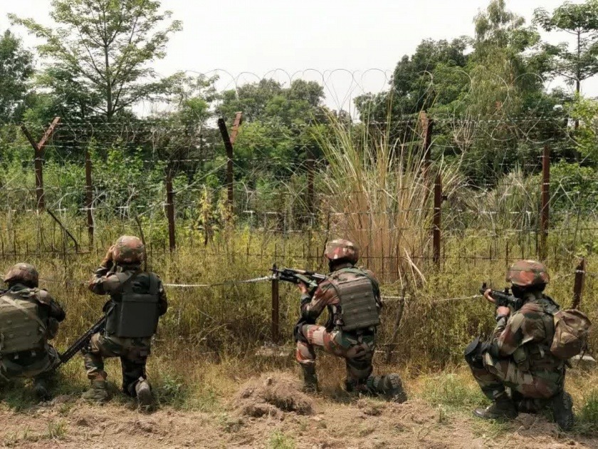 18 Maoists killed on Chhattisgarh border, Gadchiroli police alert | छत्तीसगड सीमेवर १८ माओवादी ठार, गडचिरोली पोलीस अलर्ट