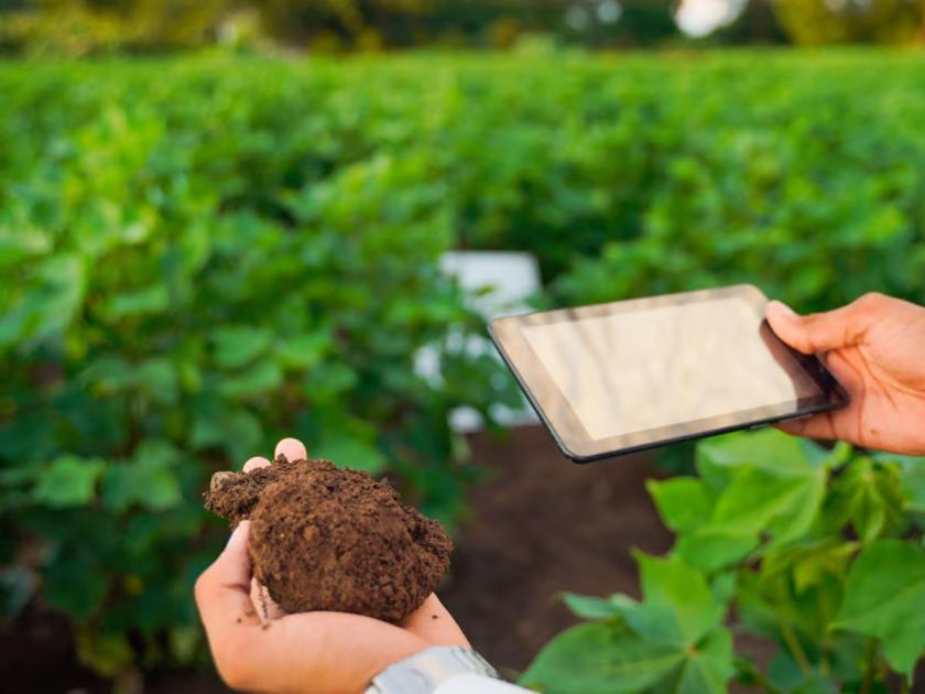 In the district, 5,552 farmers have done soil testing for agriculture | जिल्ह्यात ५,५५२ शेतकऱ्यांनी केले शेतीचे मातीपरीक्षण