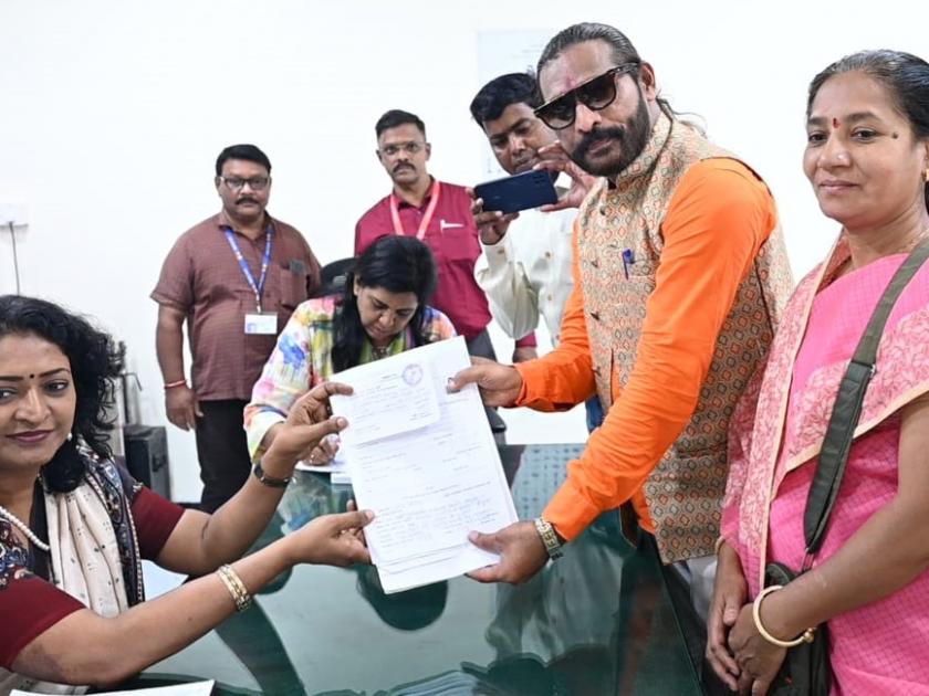 Maharashtra lok sabha election 2024 Abhijit Bichkule's nomination form filed from Kalyan Lok Sabha | कल्याण लोकसभेतून अभिजीत बिचकुले यांचा उमेदवारी अर्ज दाखल