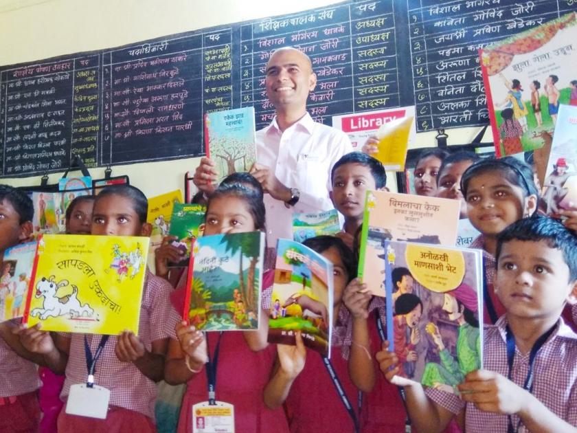 Students of the district will get new books on the first day of school | जिल्ह्यातील विद्यार्थ्यांना शाळेच्या पहिल्याच दिवशी मिळणार नवी पुस्तके