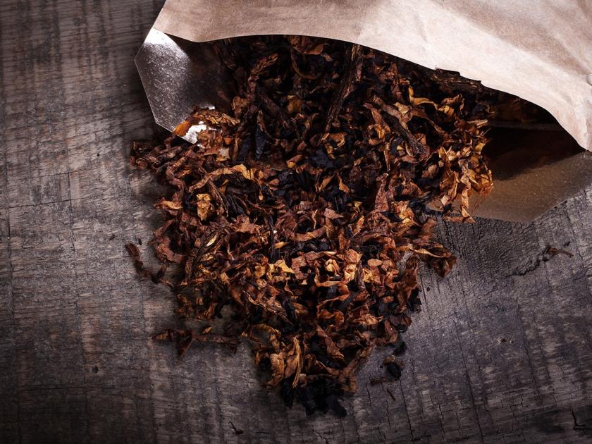 Sale of fake flavored tobacco is in lakhs in Armori | बनावट सुगंधी तंबाखू विक्रीतून आरमोरीत लाखोंची उलाढाल
