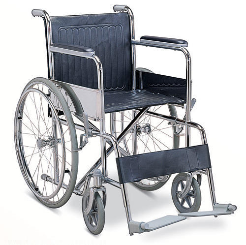 Wheelchairs at bus stops for senior citizens, patients | ज्येष्ठ नागरिक, रुग्णांसाठी बसस्थानकांवर व्हीलचेअर