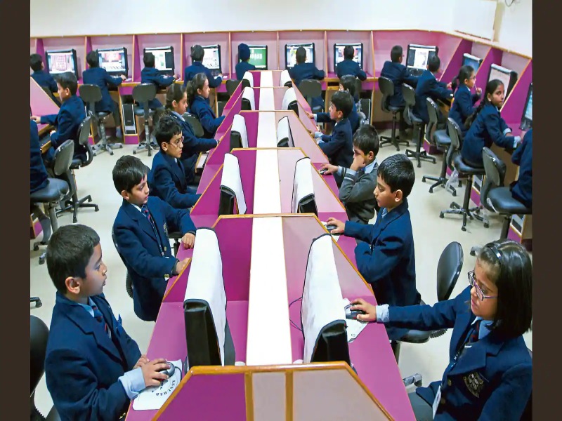 Maharashtra ranks first in the index of education department! | शिक्षण विभागाच्या निर्देशांकात केरळ, पंजाबसह महाराष्ट्र प्रथम क्रमांकावर