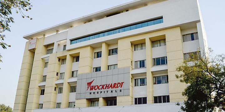Corporation hit Wockhardt Hospital | वोक्हार्ट हॉस्पिटलला मनपाचा दणका