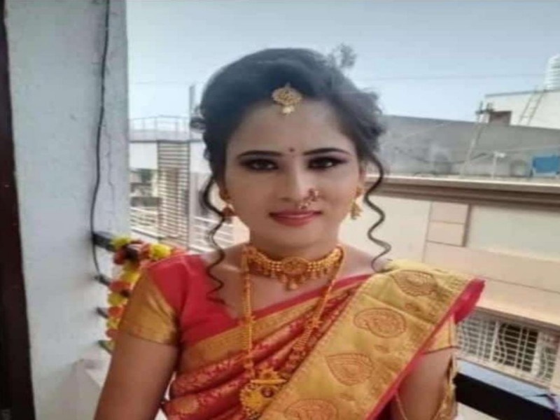 Married woman commits suicide after being harassed by her father-in-law | सासरच्या छळाला कंटाळून विवाहितेची आत्महत्या