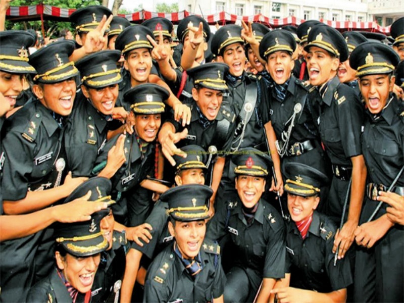 Army doors open for women | कथा भारतीय सैन्यदलाच्या : महिलांसाठी लष्कराचे दरवाजे खुले 