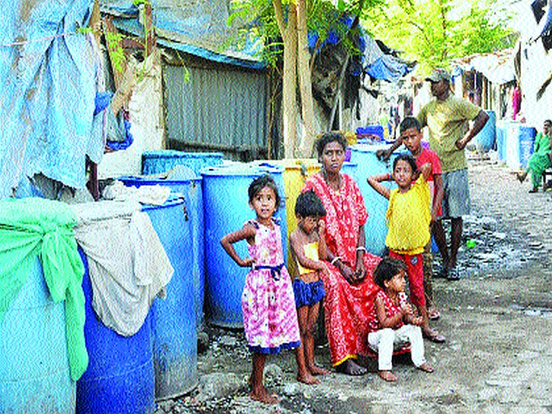Mumbai corporation 'boycott' on Siddharthanagar; Accusation of Water Rights Committee | मुंबई महापालिकेचा सिद्धार्थनगरवर ‘बहिष्कार’; पाणी हक्क समितीचा आरोप
