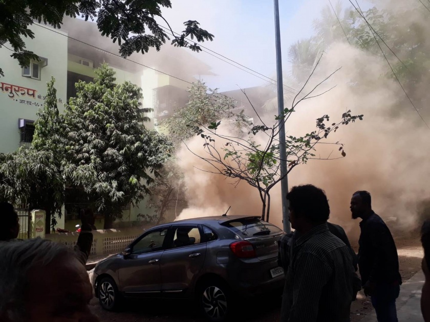 in dombivali midc residential mahanagar gas line burs a major disaster averted | एमआयडीसी निवासी महानगर गॅस लाईन फुटली: मोठा अनर्थ टळला