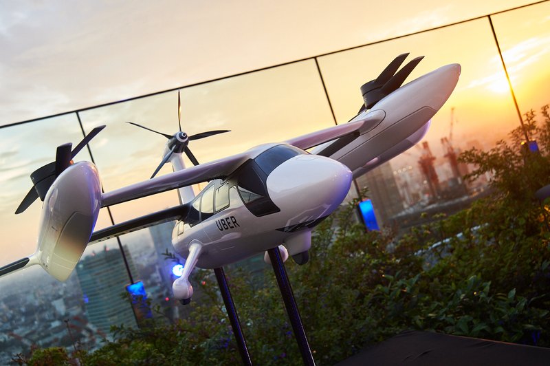 Uber In Talks With Central Government To Elevate Flying Taxi Regulations | Uber Air Taxi Project: वाहतूक कोंडीवर करणार मात; उबेर टॅक्सी देणार हवाई प्रवास?  