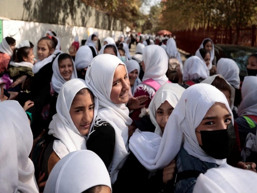 Ban on sales of contraceptive pills and devices in Afghanistan by Taliban Government | अफगाणिस्तानात गर्भनिरोधक गोळ्या व साधनांच्या विक्रीवर बंदी; आणखी एक जुलूम