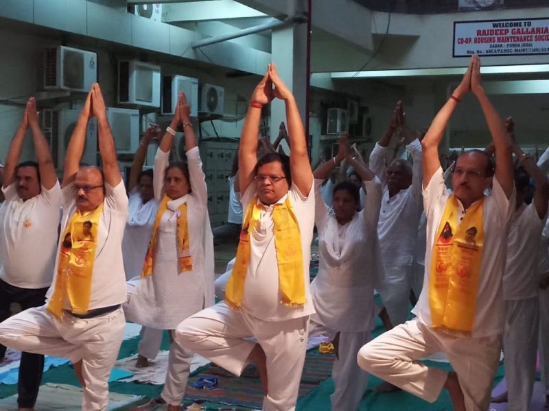 International Yoga Day 2018: Yoga practice in the presence of Governor in Goa | International Yoga Day 2018 : गोव्यात राज्यपालांच्या उपस्थितीत योगाभ्यास