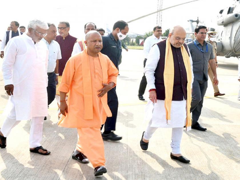 yogi adityanath elected leader of up bjp legislative party | योगींची पक्षाच्या विधीमंडळ नेतेपदी निवड, उद्या मुख्यमंत्रीपदाची घेणार शपथ 