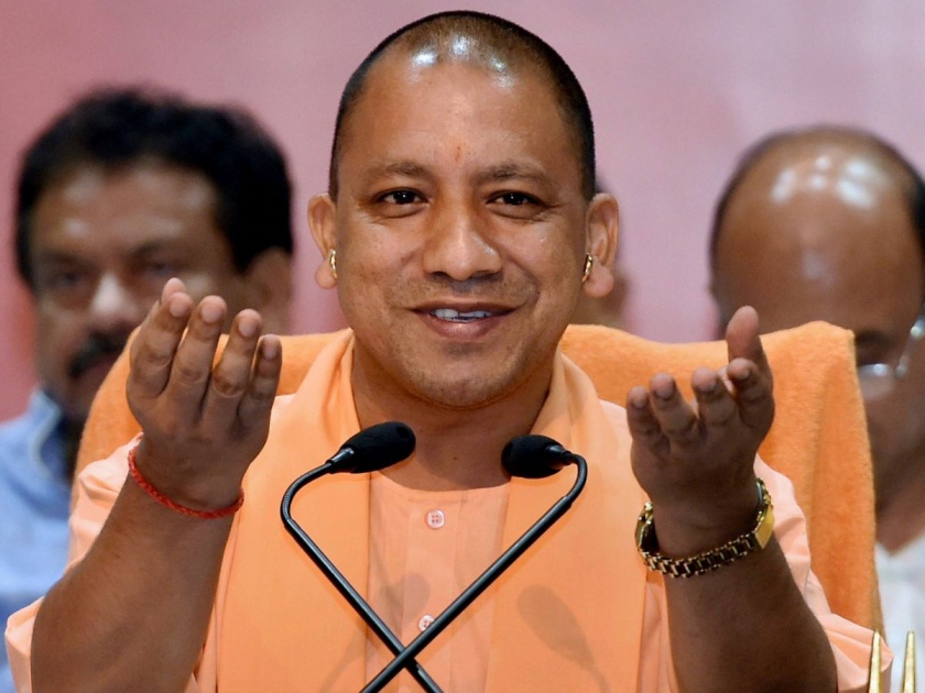 The Yogi Adityanath government will provide mobile phones and 35 thousand rupees to brides in mass marriages | योगी आदित्यनाथ सरकार नववधूला देणार मोबाइल आणि ३५ हजार रुपये
