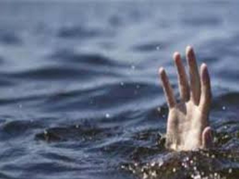 Karanja : swimming youth drowned in Well | पोहायला गेलेल्या युवकाचा बुडून मृत्यू