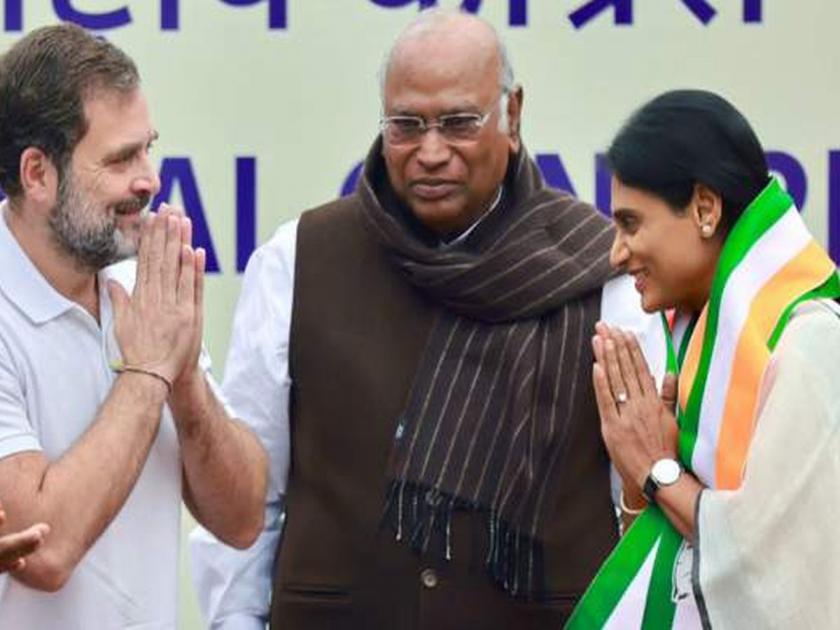 In Andhra Pradesh, brother vs sister will play out, Congress has given a big responsibility to YS Sharmila | आंध्र प्रदेशात भाऊ विरुद्ध बहीण सामना रंगणार, काँग्रेसने वायएस शर्मिलांकडे दिली मोठी जबाबदारी 