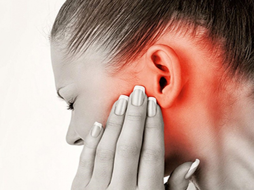 How to prevent from ears pain by using home remedies | कान दुखत असेल तर 'या' घरगुती उपायांनी कानांचं दुखणं होईल दूर