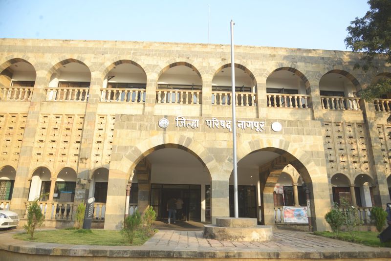 Nagpur Zilla Parishad first in the state for online service book | ऑनलाईन सर्व्हिस बुक करण्यात नागपूर जिल्हा परिषद राज्यात प्रथम