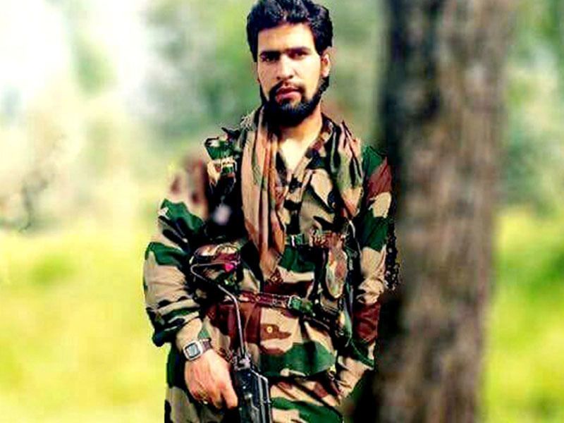 'Indian Army assisted by terrorist terrorists to kill Kashmiri' | 'काश्मिरींची हत्या करण्यासाठी दहशतवादी झाकीर मुसा करतोय भारतीय लष्कराची मदत'