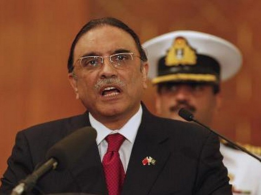 Former Pakistani President Asif Ali Zardari arrested | पाकिस्तानचे माजी राष्ट्रपती आसिफ अली झरदारी यांना अटक
