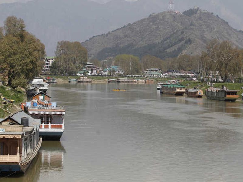 Locals oppose Chinese project, hydropower project on Jhelum river in Pakistan-occupied Kashmir | पाकव्याप्त काश्मिरातील झेलम नदीवर चीनचा प्रकल्प , हायड्रो पॉवर प्रोजेक्टला स्थानिकांचा विरोध