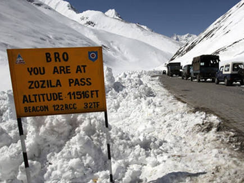 Approval of the largest tunnel working on both sides of Asia, from Srinagar to Leh in just 15 minutes | लेह-श्रीनगर केवळ 15 मिनिटांत, आशियातील सर्वात मोठ्या बोगद्याला मंजुरी