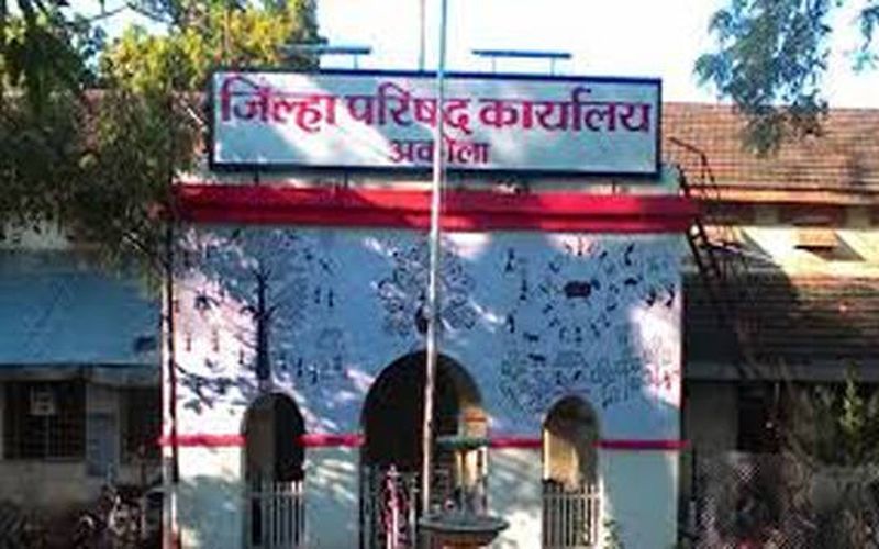Will there be an argument against the office bearers in the Zilla Parishad? | जिल्हा परिषदेत पदाधिकारी विरुद्ध अधिकारी वाद पेटणार?